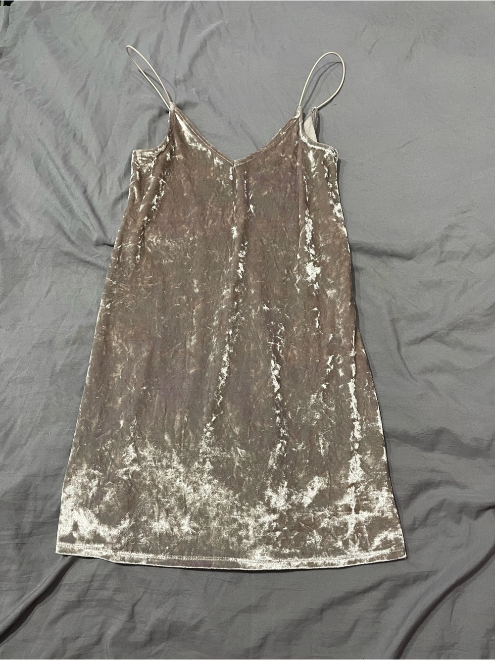 La Hearts Crushed Velvet Slip Dress in Silver